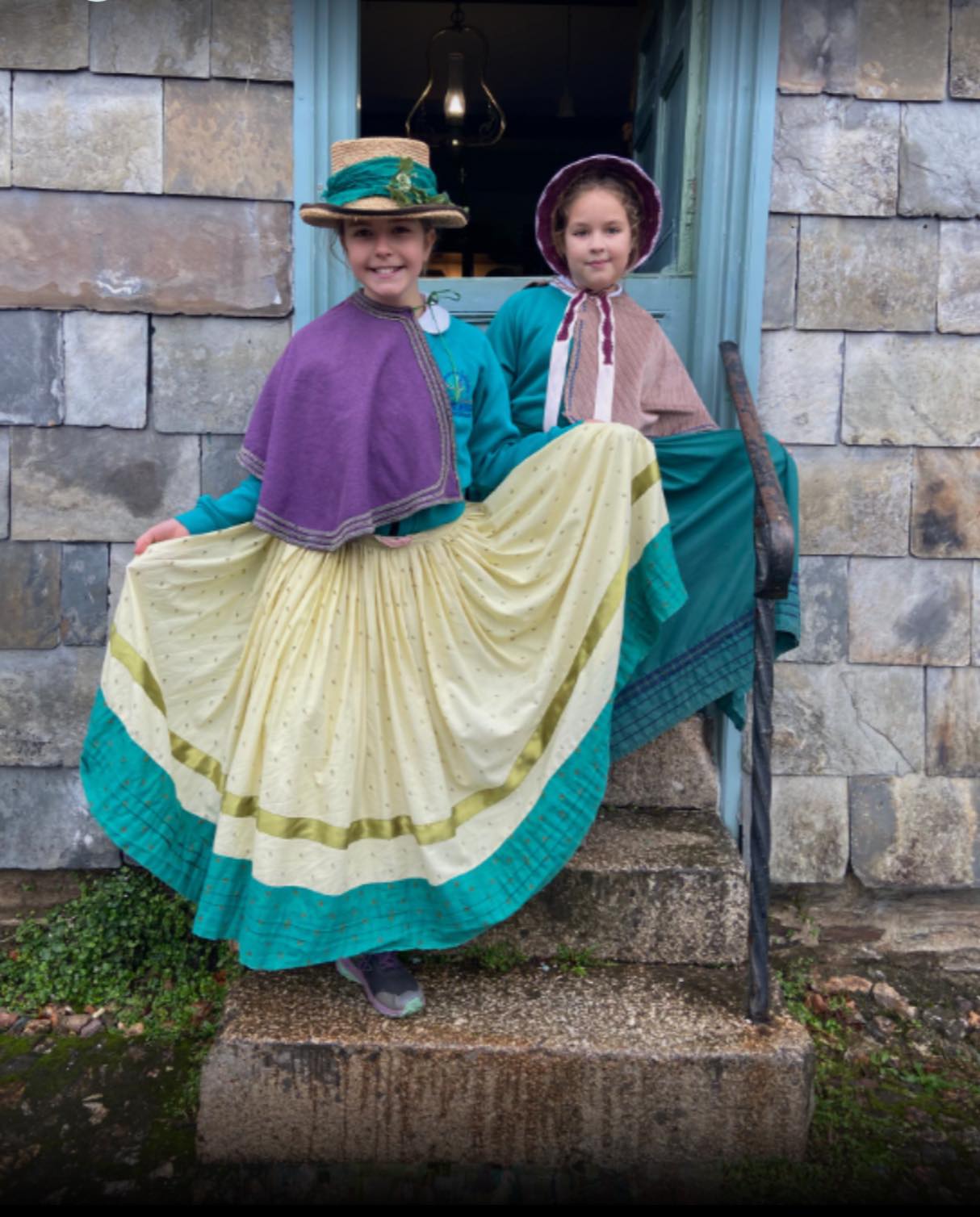 Child points to leaf identification chart